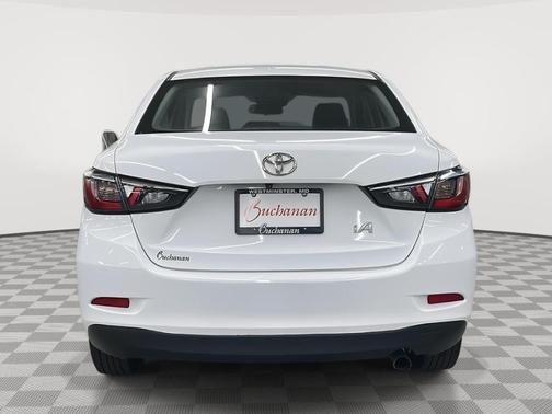 2017 Toyota Yaris iA Base