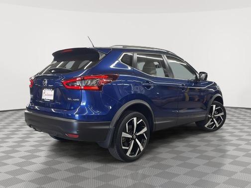 2021 Nissan Rogue Sport SL
