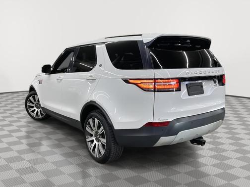 Fuji White 2017 Land Rover Discovery HSE LUXURY