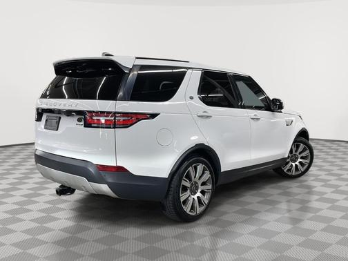 Fuji White 2017 Land Rover Discovery HSE LUXURY