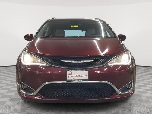 2018 Chrysler Pacifica Touring-L