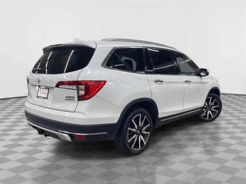 2021 Honda Pilot Touring 7-Passenger