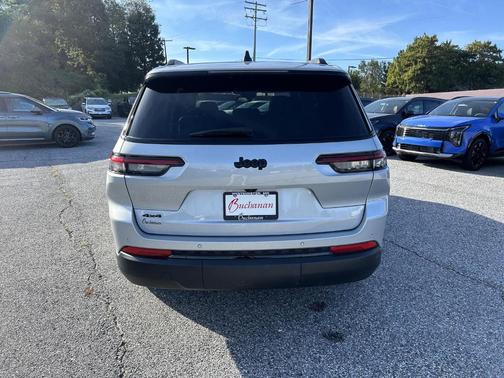 2024 Jeep Grand Cherokee L Laredo