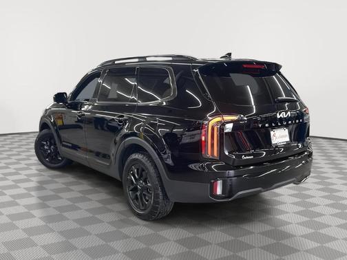 Ebony Black 2024 Kia Telluride SX X-Pro
