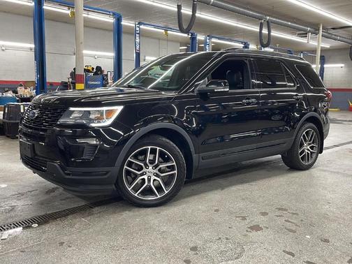 2018 Ford Explorer sport