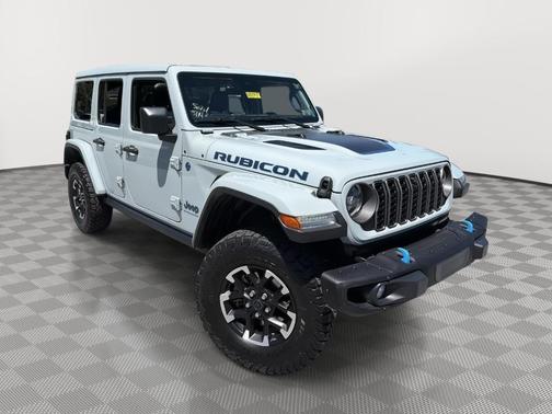 Earl Clearcoat 2024 Jeep Wrangler 4xe Rubicon