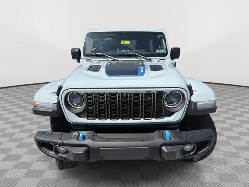 Earl Clearcoat 2024 Jeep Wrangler 4xe Rubicon