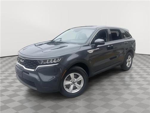 2022 Kia Sorento LX