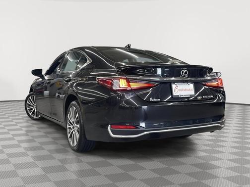 2021 Lexus ES 250