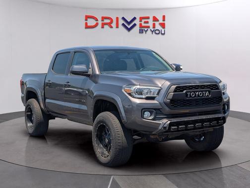 Magnetic Gray Metallic 2017 Toyota Tacoma SR5