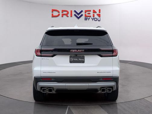 2026 GMC Acadia Elevation FWD