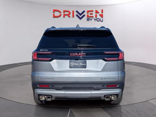 2026 GMC Acadia Elevation FWD