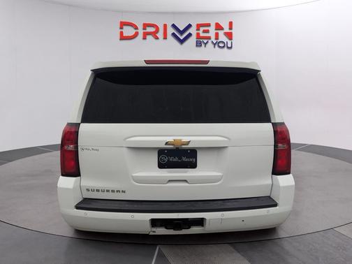 2016 Chevrolet Suburban LT