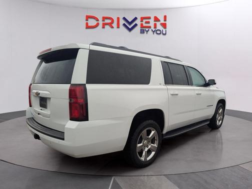 2016 Chevrolet Suburban LT