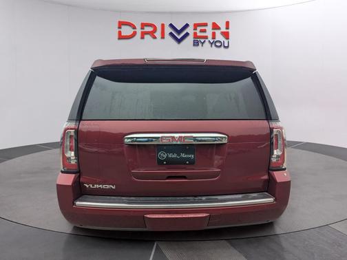 2016 GMC Yukon Denali