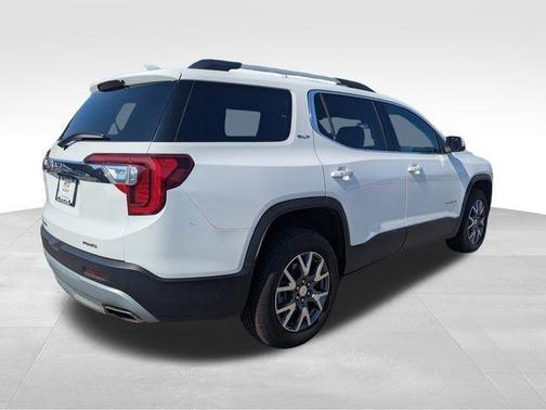 2023 GMC Acadia AWD SLT