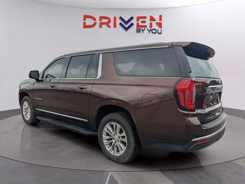 2022 GMC Yukon XL SLT