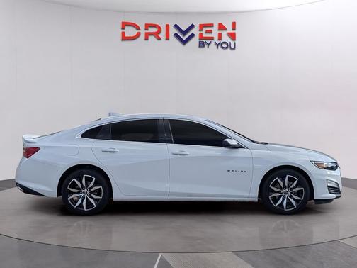 2025 Chevrolet Malibu FWD RS