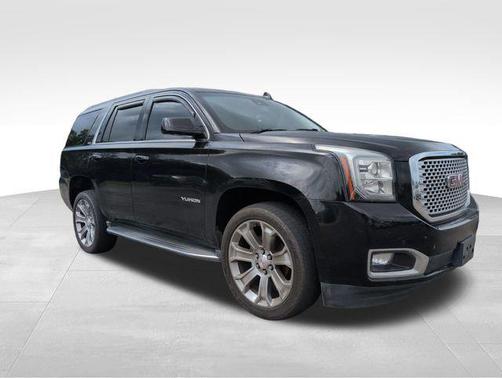 2017 GMC Yukon SLT