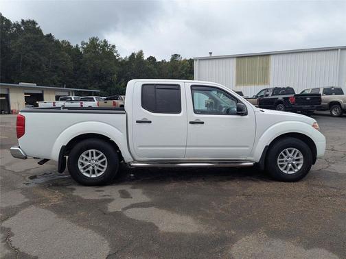 2020 Nissan Frontier SV