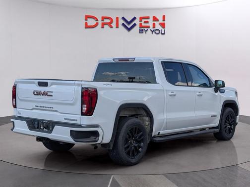 2022 GMC Sierra 1500 Elevation