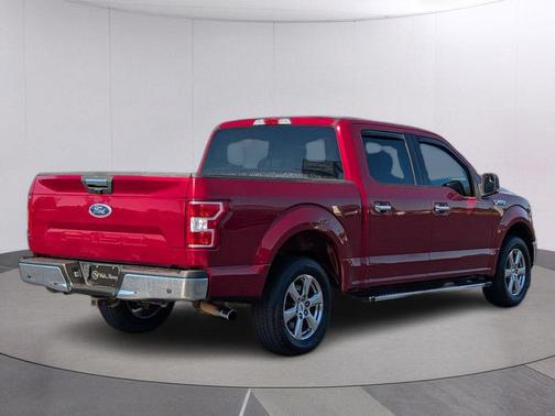 Ruby Red Metallic Tinted Clearcoat 2018 Ford F-150 XLT