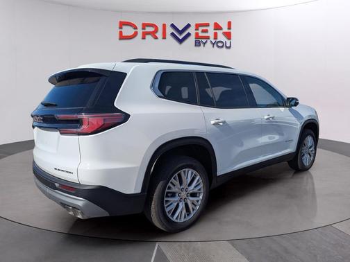 2026 GMC Acadia Elevation FWD