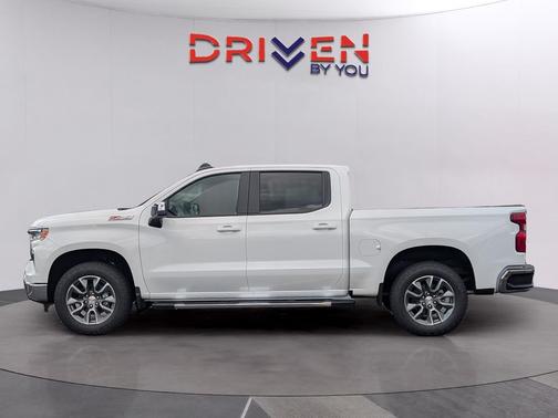 Summit White 2026 Chevrolet Silverado 1500 LT