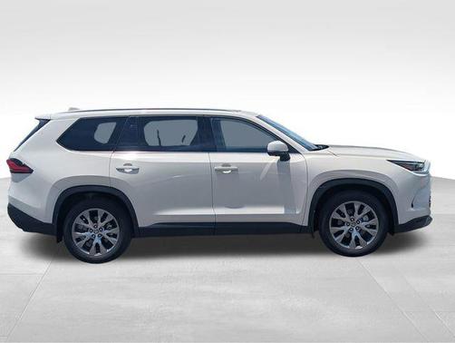 2024 Toyota Grand Highlander Hybrid XLE