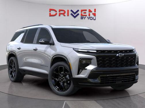 Sterling Gray Metallic 2026 Chevrolet Traverse RS