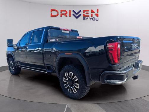 2024 GMC Sierra 2500 Denali Ultimate