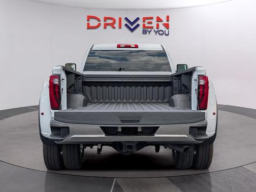 Summit White 2026 GMC Sierra 3500 Base