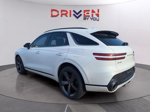 2023 Genesis GV70 2.5T AWD