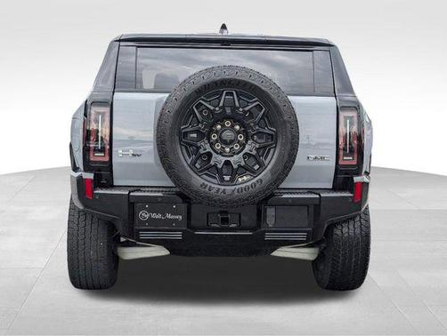 2024 GMC HUMMER EV SUV 2X