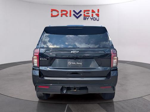 2023 Chevrolet Suburban 4WD Z71