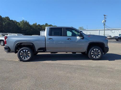 2026 Chevrolet Silverado 2500 Custom