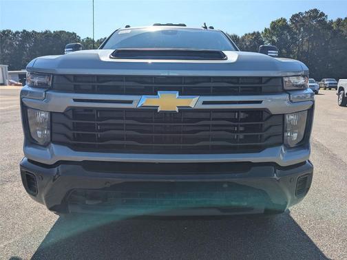 2026 Chevrolet Silverado 2500 Custom
