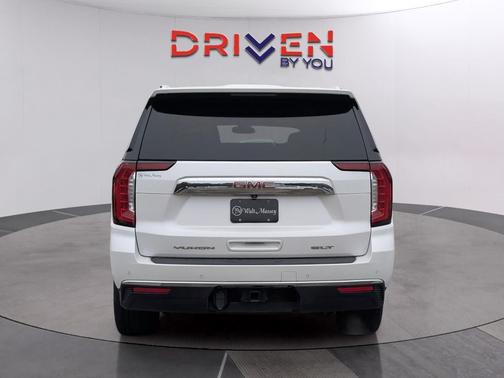 2021 GMC Yukon SLT