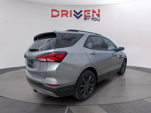 2024 Chevrolet Equinox FWD RS