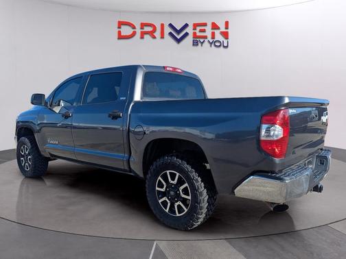 2018 Toyota Tundra SR5