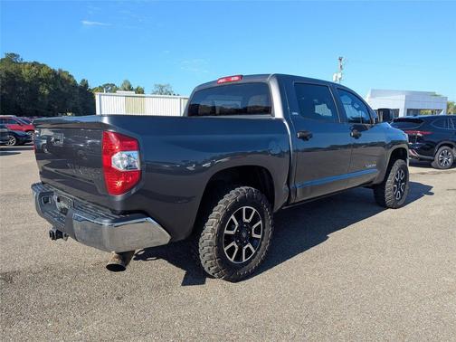 2018 Toyota Tundra SR5