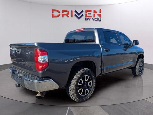 2018 Toyota Tundra SR5