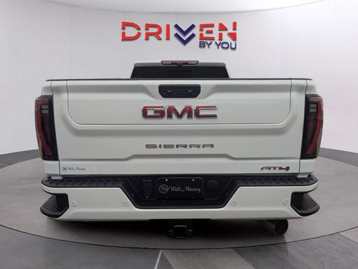 2026 GMC Sierra 2500 AT4