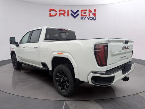 2026 GMC Sierra 2500 AT4