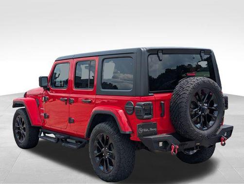 2023 Jeep Wrangler 4-Door Sahara 4x4
