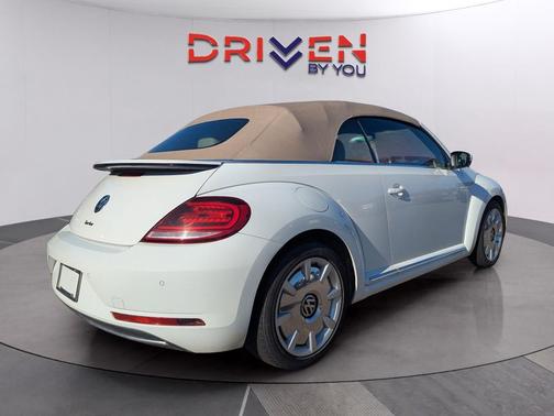 2019 Volkswagen Beetle 2.0T S