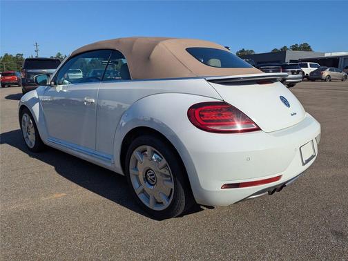 2019 Volkswagen Beetle 2.0T S