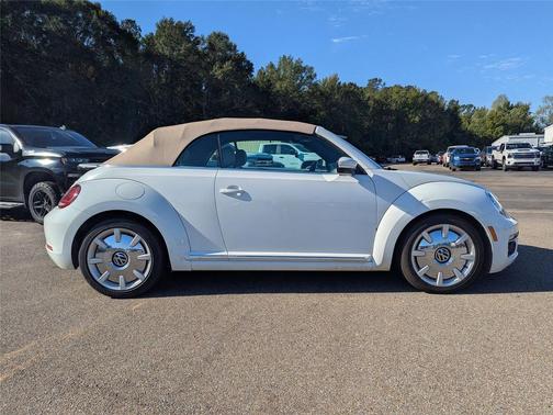2019 Volkswagen Beetle 2.0T S