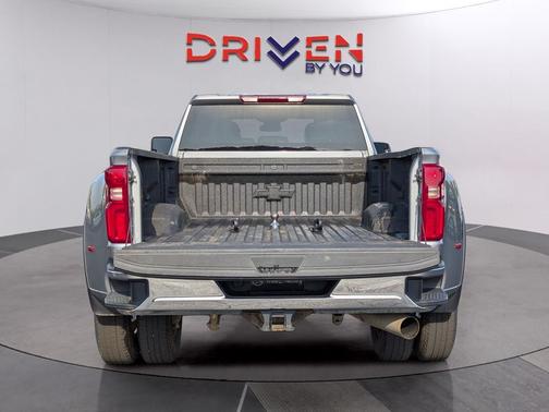 Sterling Gray Metallic 2025 Chevrolet Silverado 3500 LTZ