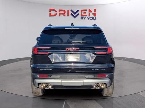 2026 GMC Acadia Elevation FWD